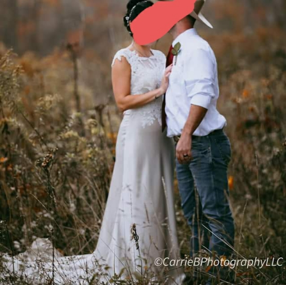 Justin Alexander Wedding Dress - Picture 3 of 3